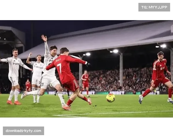 通讯：英超联赛将引入半自动越位技术，下赛季全面应用